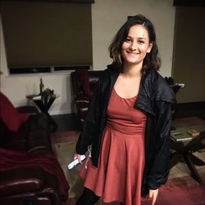 Meet your Posher, Isabelle